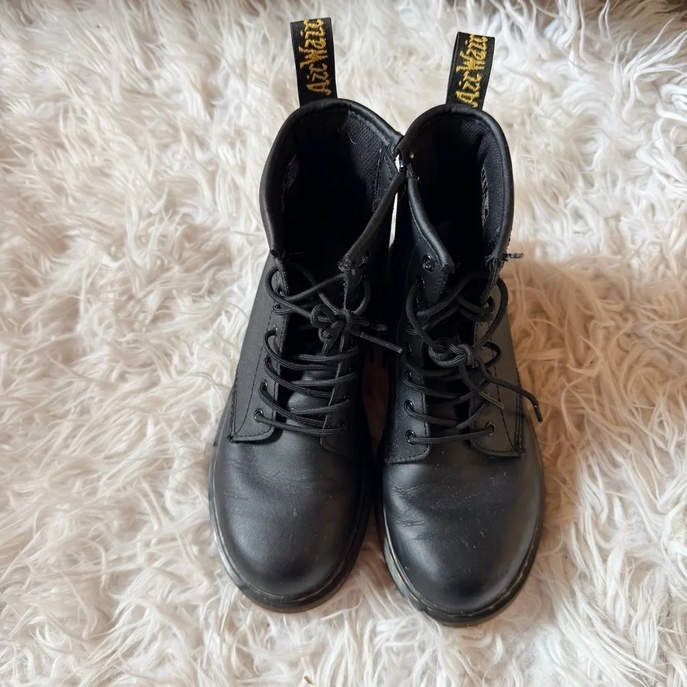 Junior 1460 doc martens black kids size 3 women’s size 5